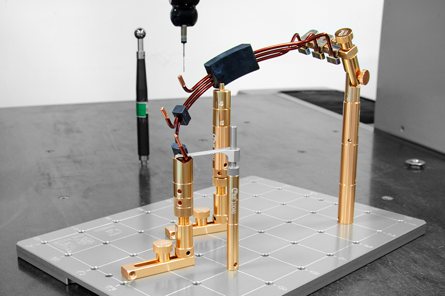 三坐標(biāo)柔性?shī)A具